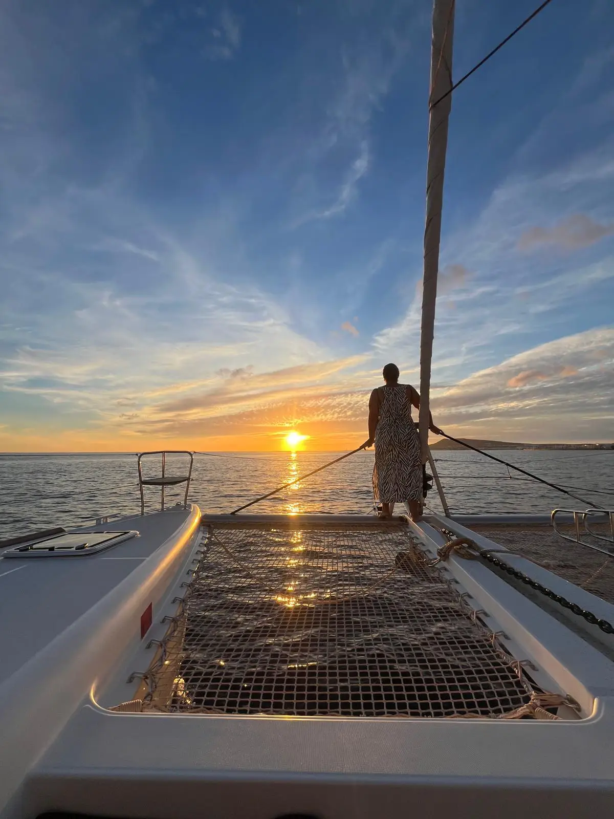 Atardecer en un catamarán